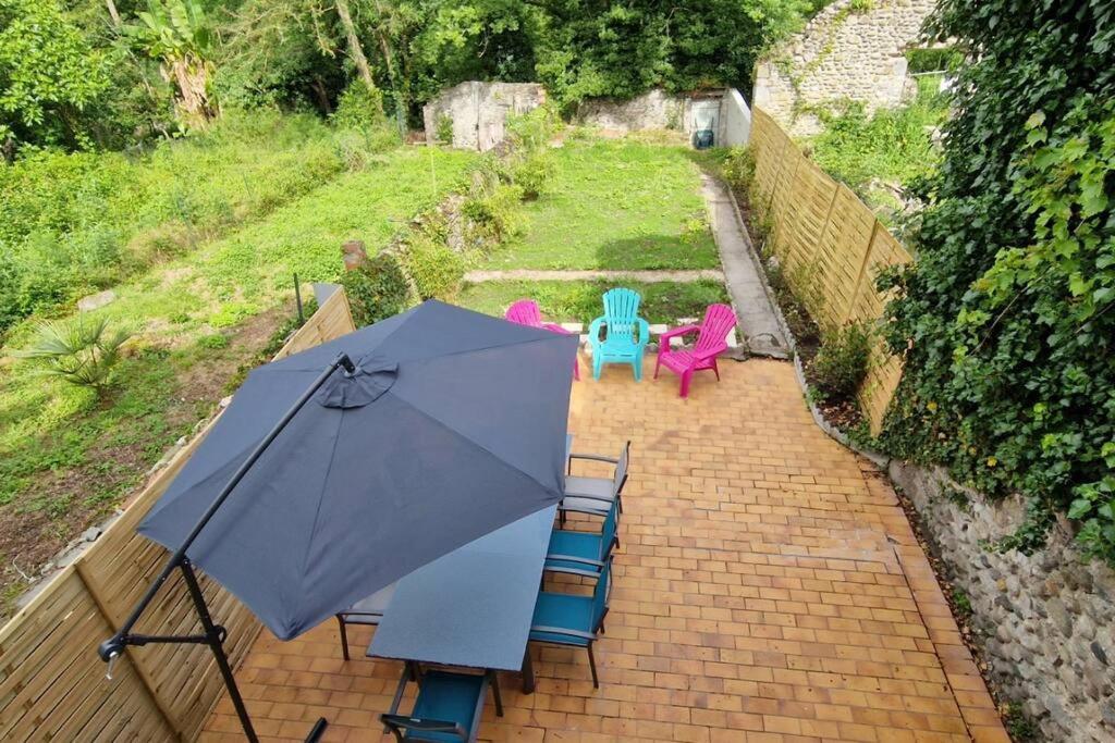 Chambre Dans Maison De Ville - 2 Personnes Oloron-Sainte-Marie Esterno foto
