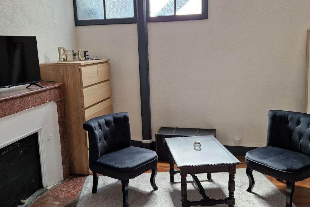 Chambre Dans Maison De Ville - 2 Personnes Oloron-Sainte-Marie Esterno foto