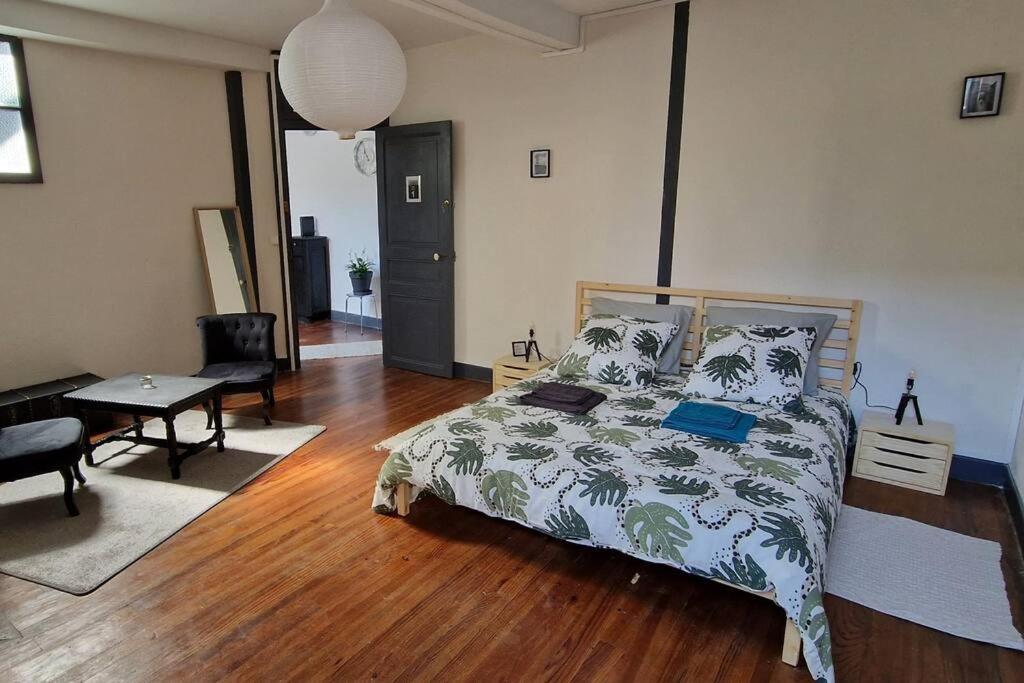 Chambre Dans Maison De Ville - 2 Personnes Oloron-Sainte-Marie Esterno foto