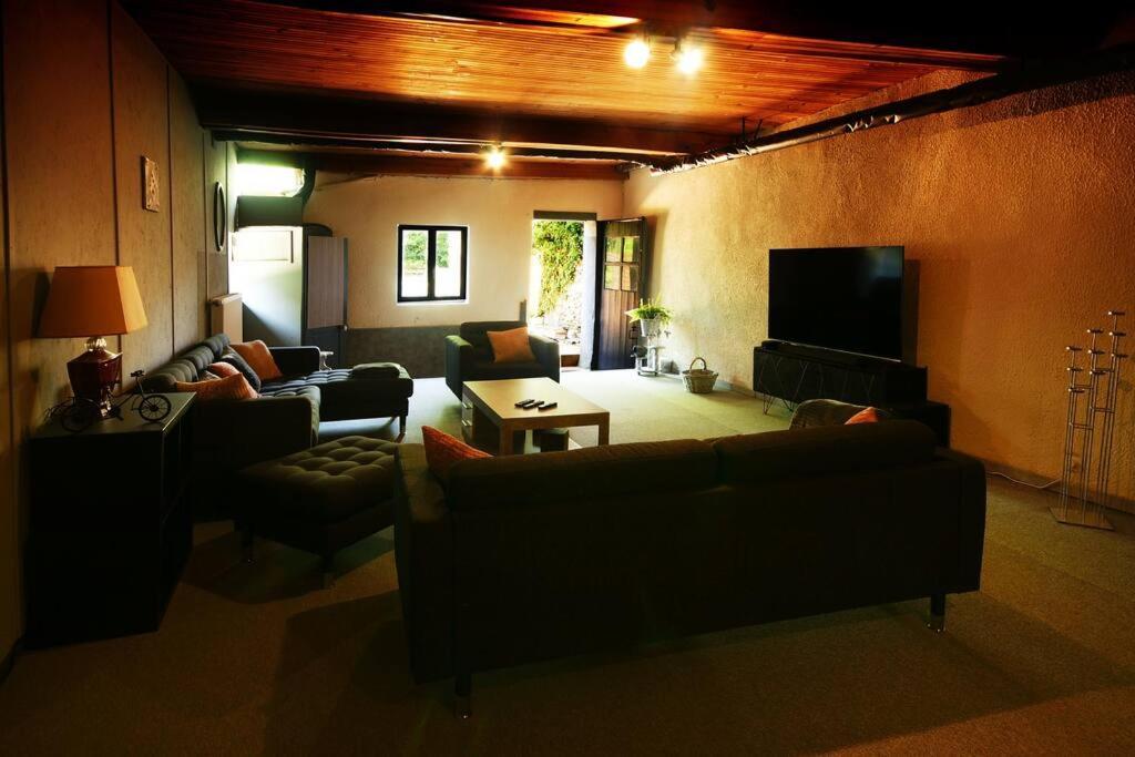 Chambre Dans Maison De Ville - 2 Personnes Oloron-Sainte-Marie Esterno foto